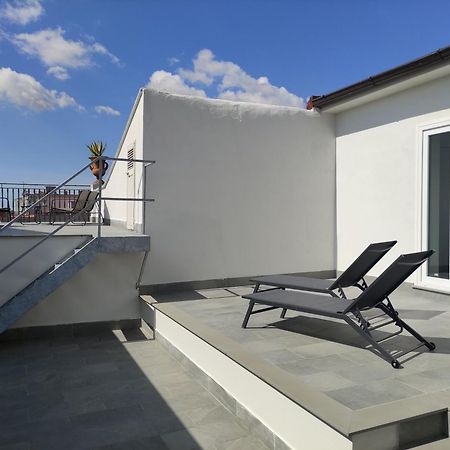 Terrazza Reale - Suite 2 Caserta Dış mekan fotoğraf